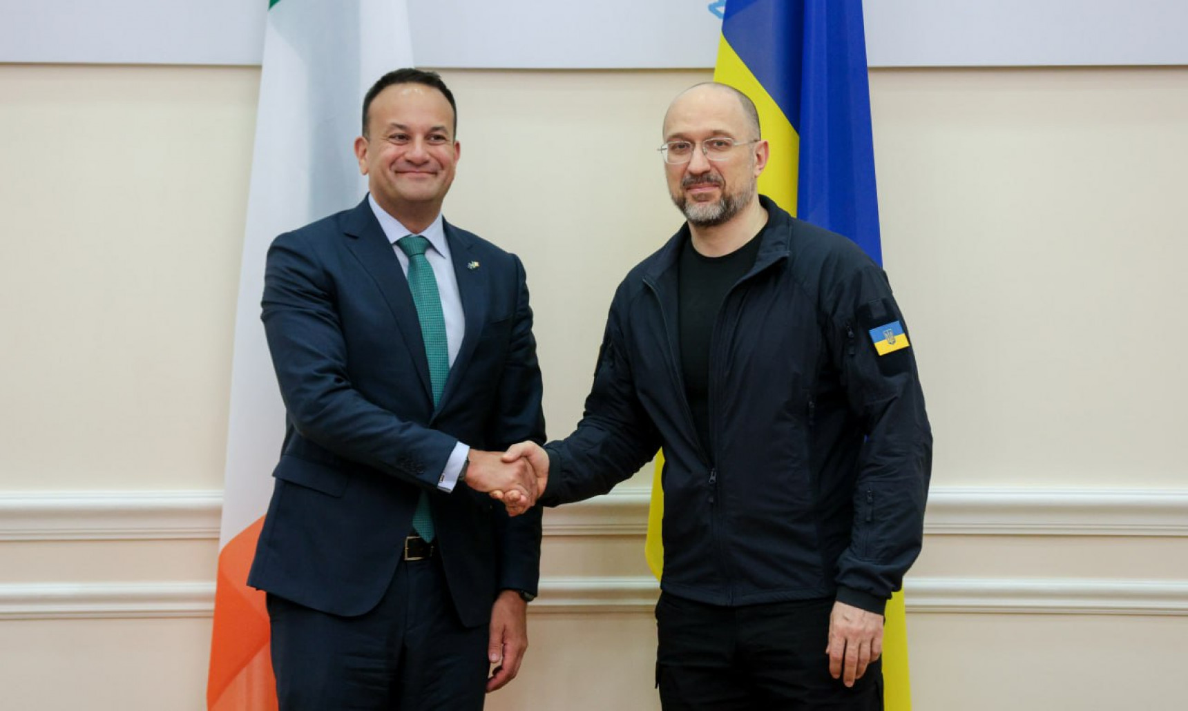 Денис Шмигаль з Лео Варадкаром говорили, зокрема, про відновлення України та участь у цьому процесі ірландського бізнесу.  Фото з Урядового порталу